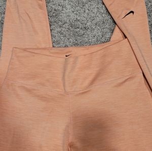 Nike dri fit leggings dusty peach size medium